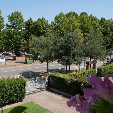 La Casa Di Tino Pensjonat 4*