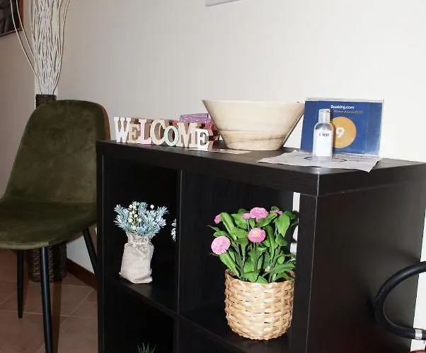 La Casa Di Tino بيت ضيافة 4*