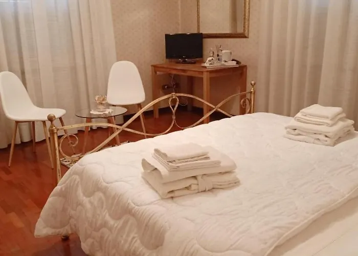 La Casa Di Tino بيت ضيافة 4*