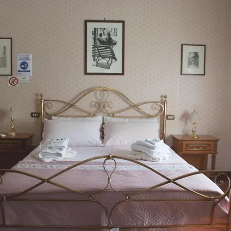 La Casa Di Tino بيت ضيافة